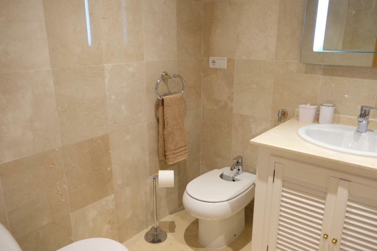 Luxury Modern Apartment With Terrace, Pool And Garage! Marbella Eksteriør bilde